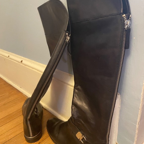 Coach zip up knee-high boots - Picture 2 of 5